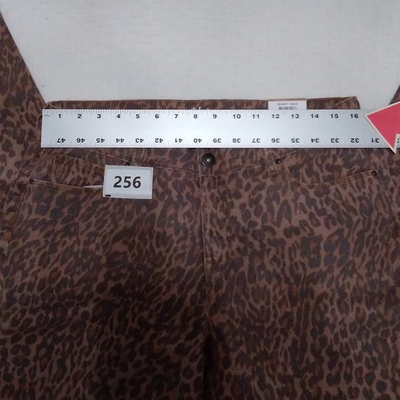 STYLE & CO WOMEN´S PANT  SIZE- 12 - Picture 3 of 10